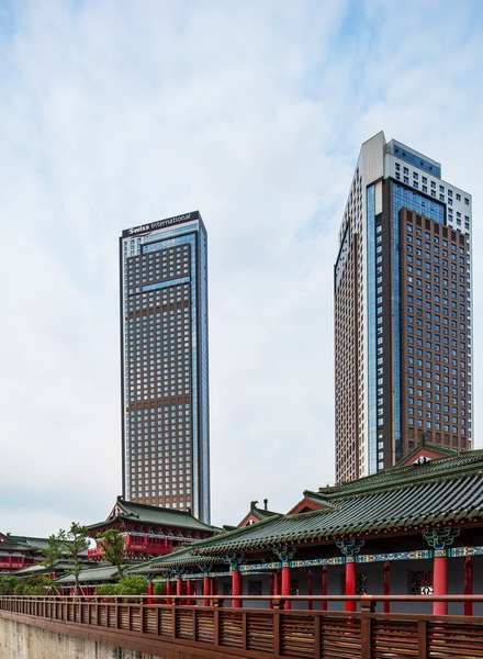 南昌華遠和平廣場（瑞頤大酒店）